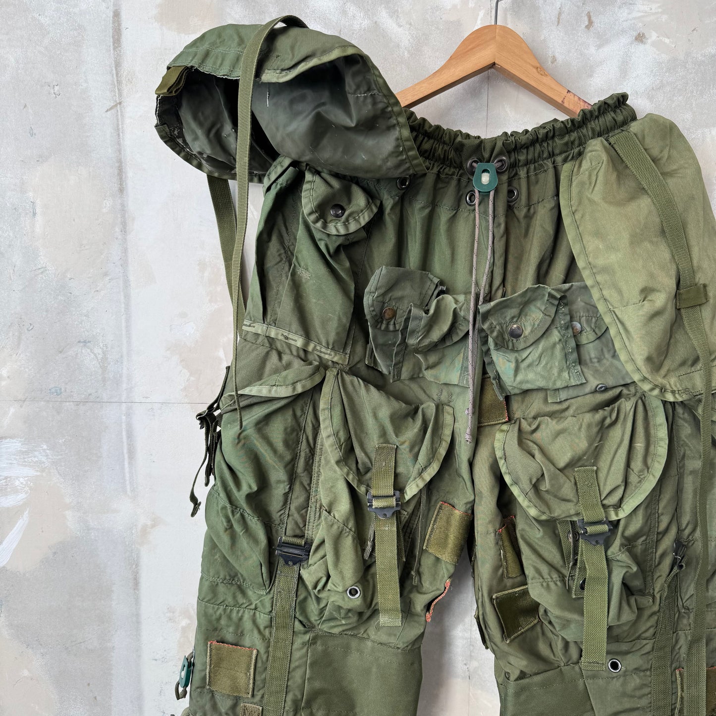 Bag pack military pants