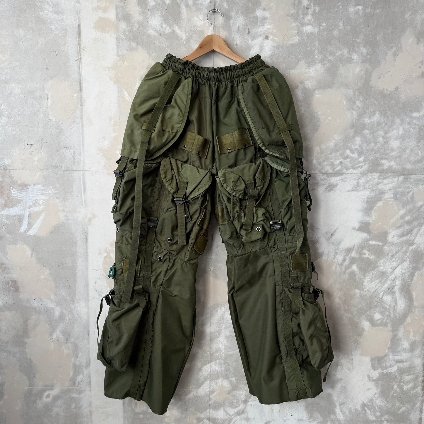Bag pack military pants